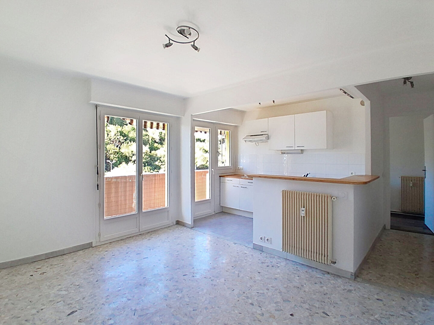 Appartement 1 pièce 29 m² · au Cannet · 29,4 m² · 732 €/mois