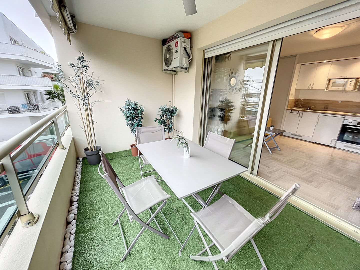 Appartement CANNES (06400) 1 pi&egrave;ce 23.00 m&sup2;