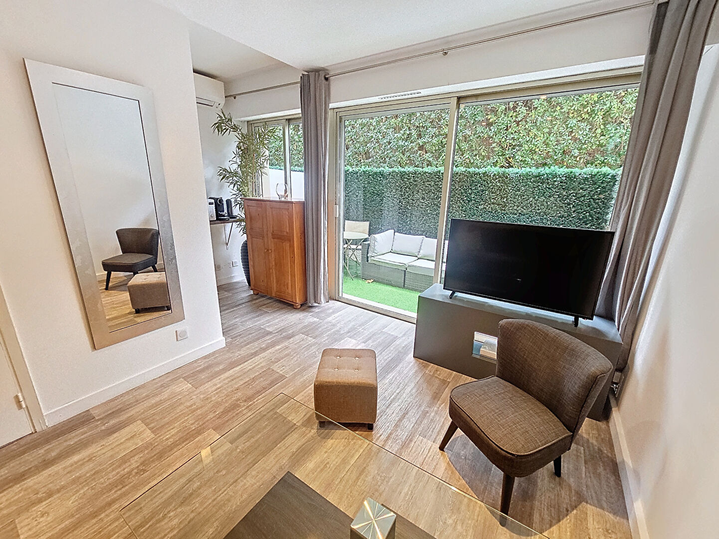 Appartement CANNES (06400) 1 pièce 18.43 m²