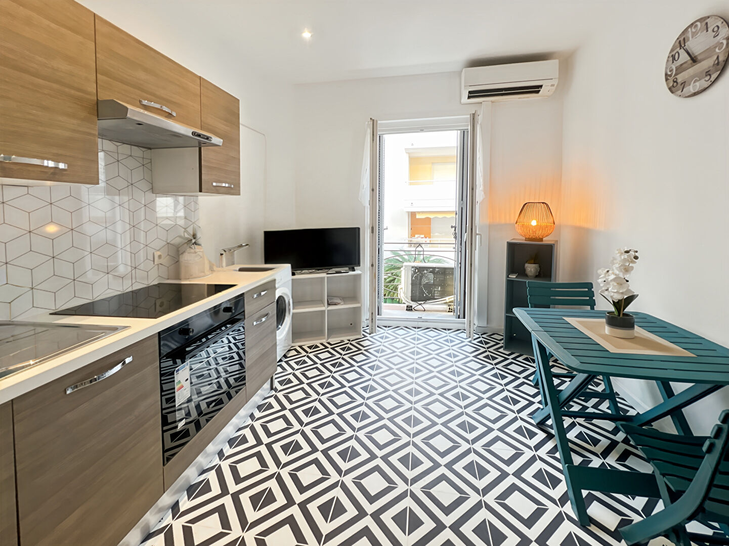 Appartement CANNES (06400) 2 pièces 23.13 m²