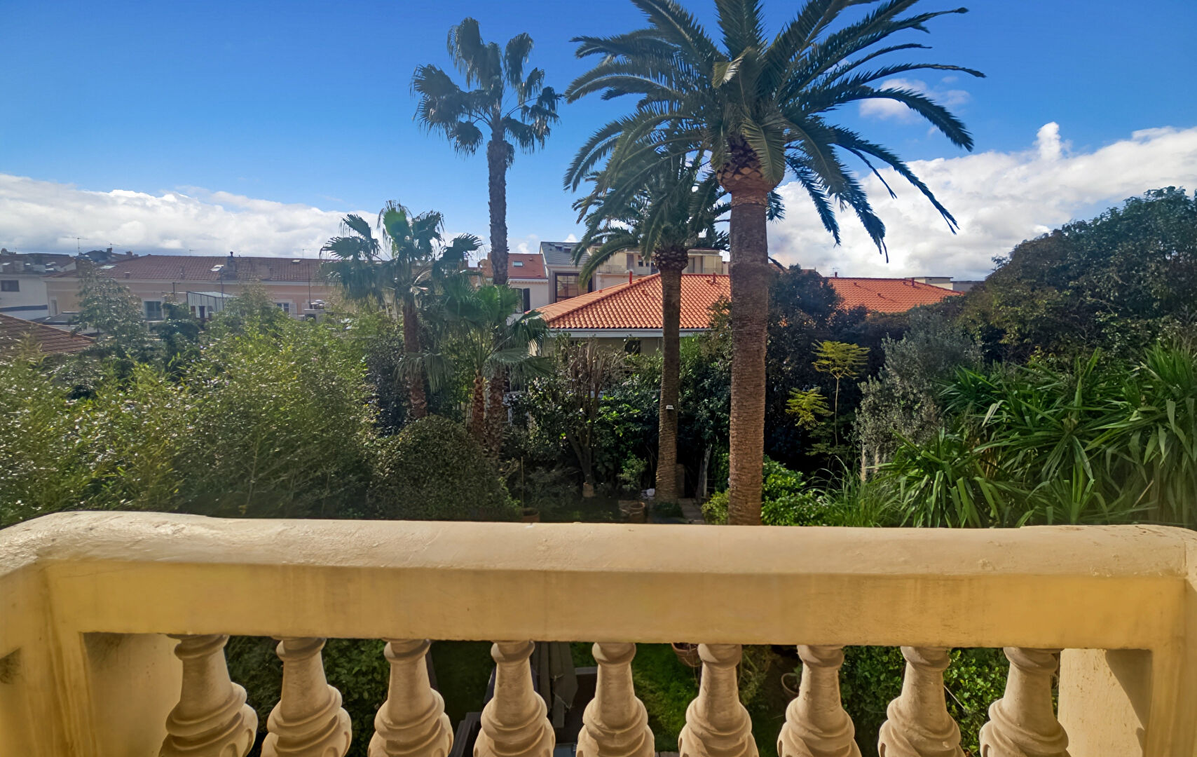 Appartement CANNES (06400) 4 pièces 77.28 m²
