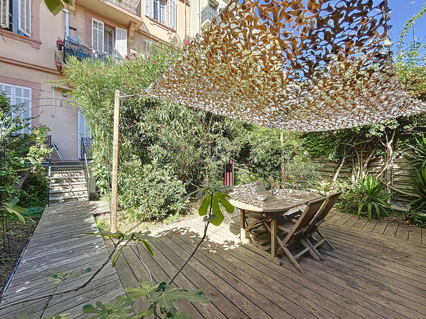 Appartement CANNES (06400) 5 pièces 91.00 m²