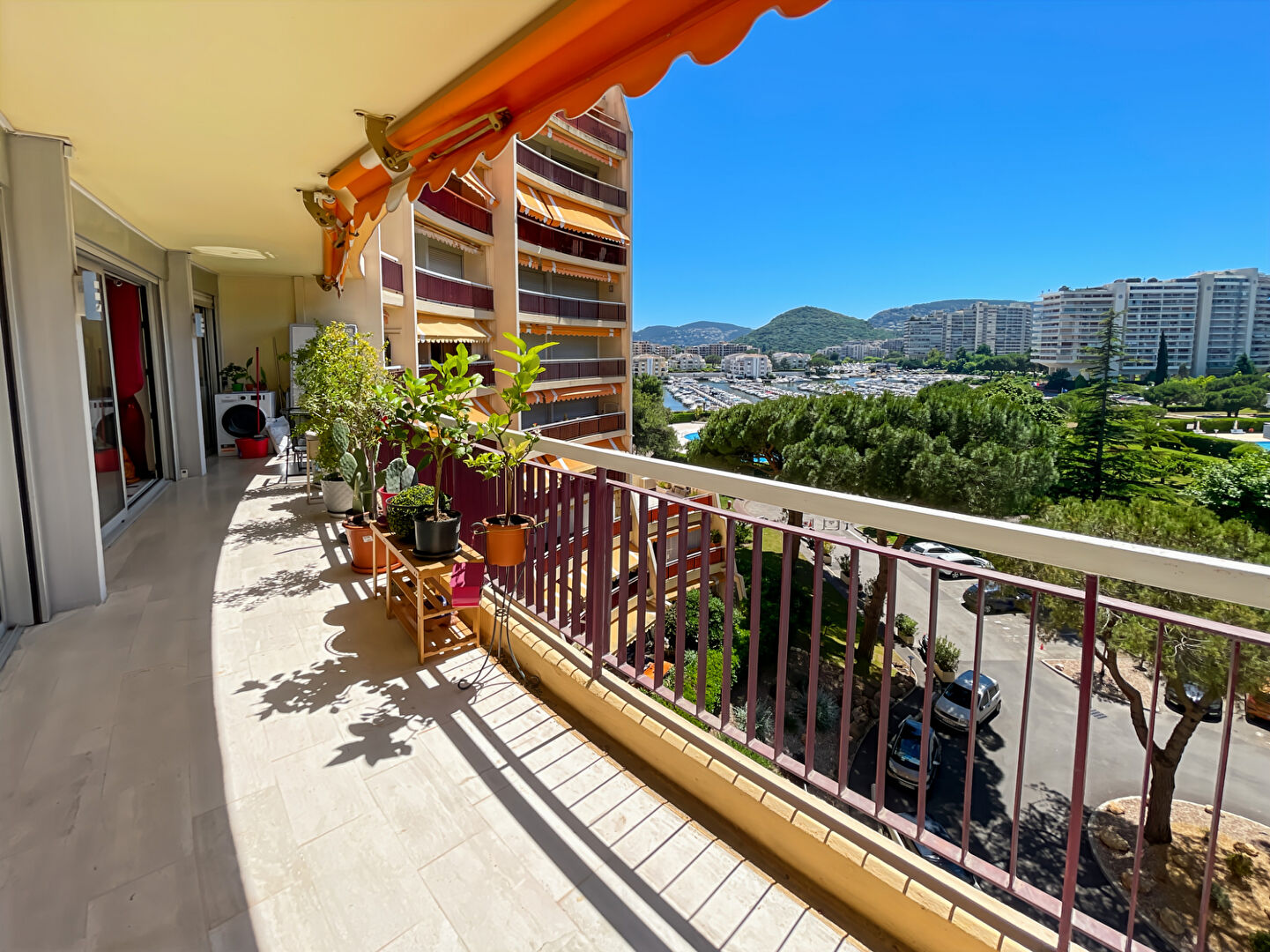 Appartement MANDELIEU LA NAPOULE (06210) 3 pièces 80.00 m²