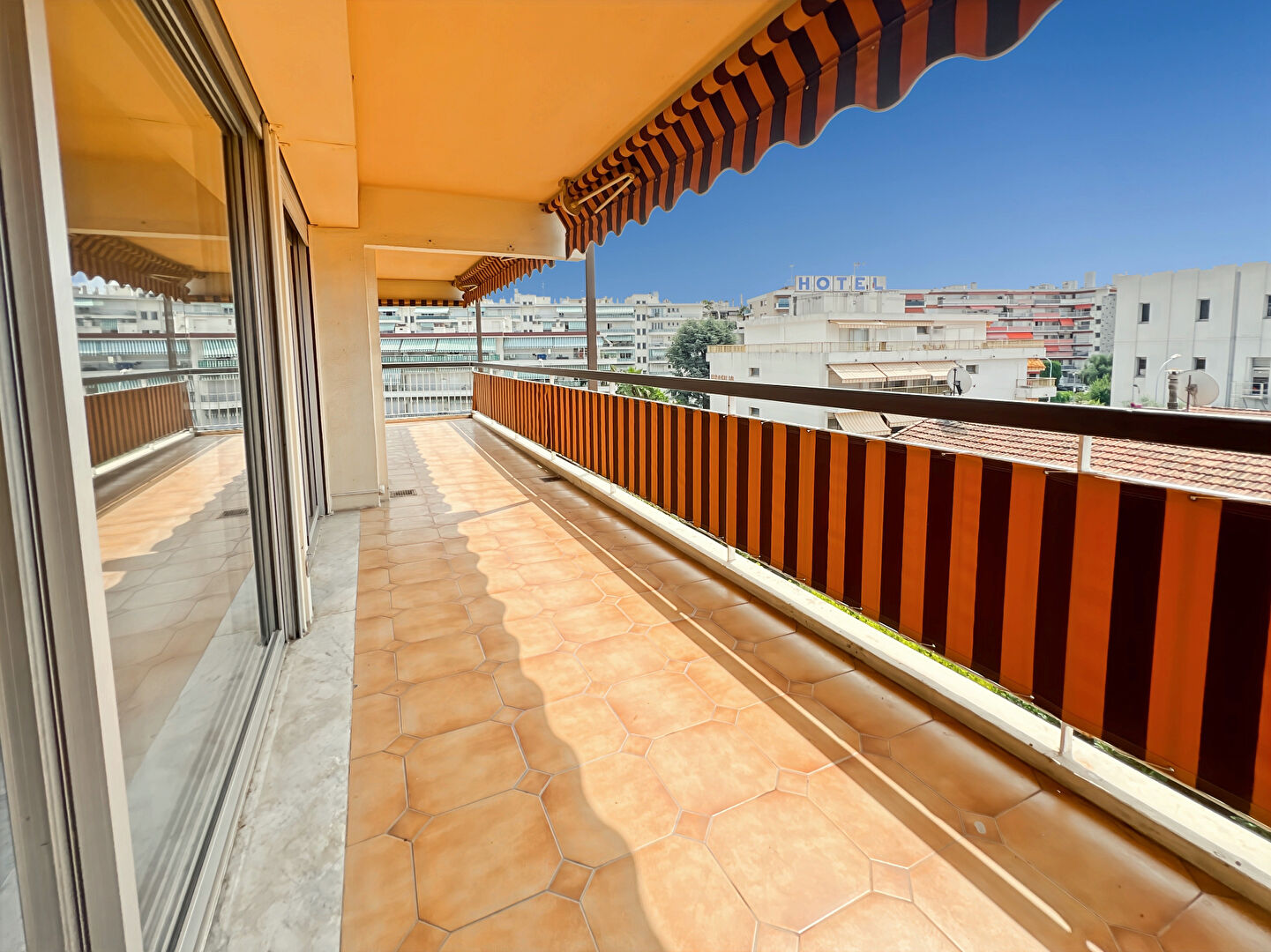 Appartement CAGNES SUR MER (06800) 4 pièces 96.09 m²