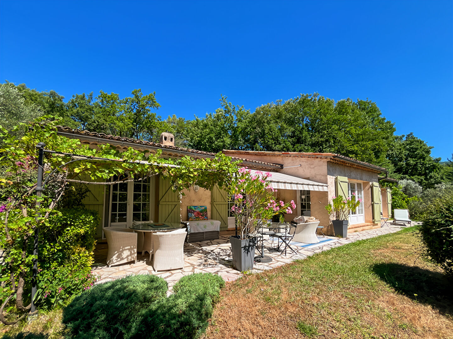 Maison LE BAR SUR LOUP (06620) 5 pièces 137.00 m²
