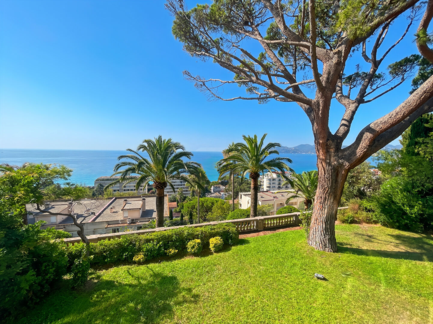 Appartement CANNES (06400) 4 pièces 95.65 m²