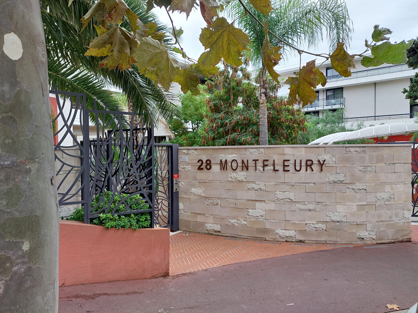 Parking / box CANNES (06400)