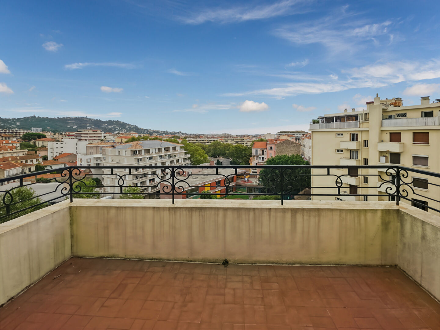 Appartement CANNES (06400) 1 pièce 34.13 m²