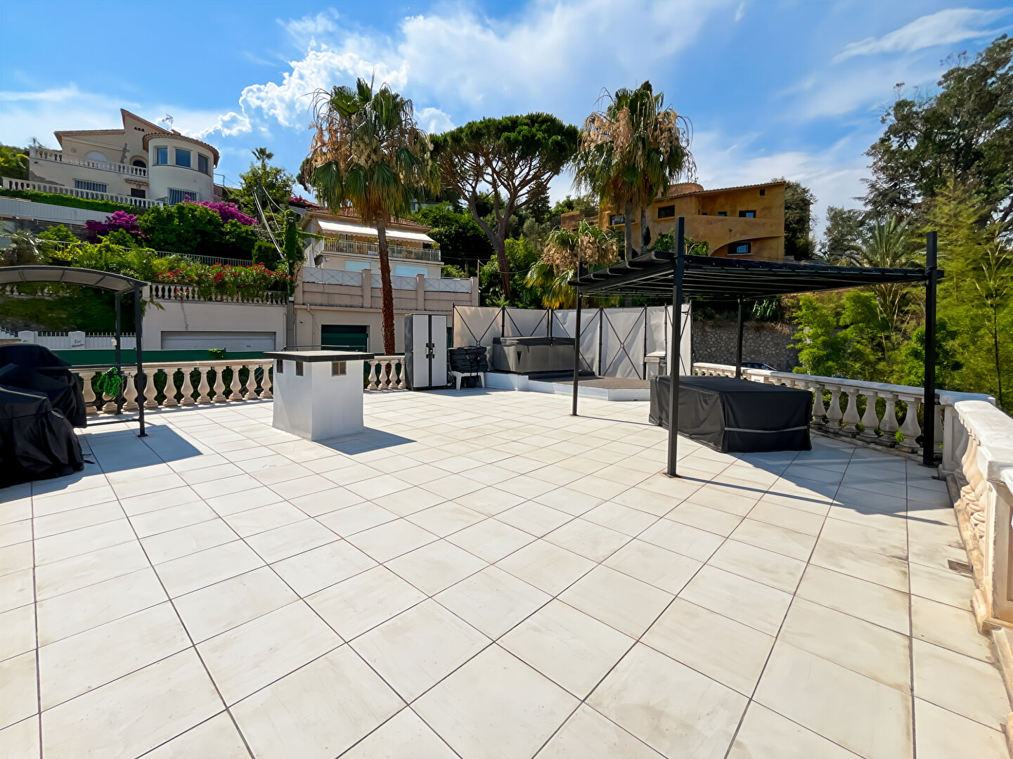 Appartement CANNES (06400) 3 pièces 88.00 m²