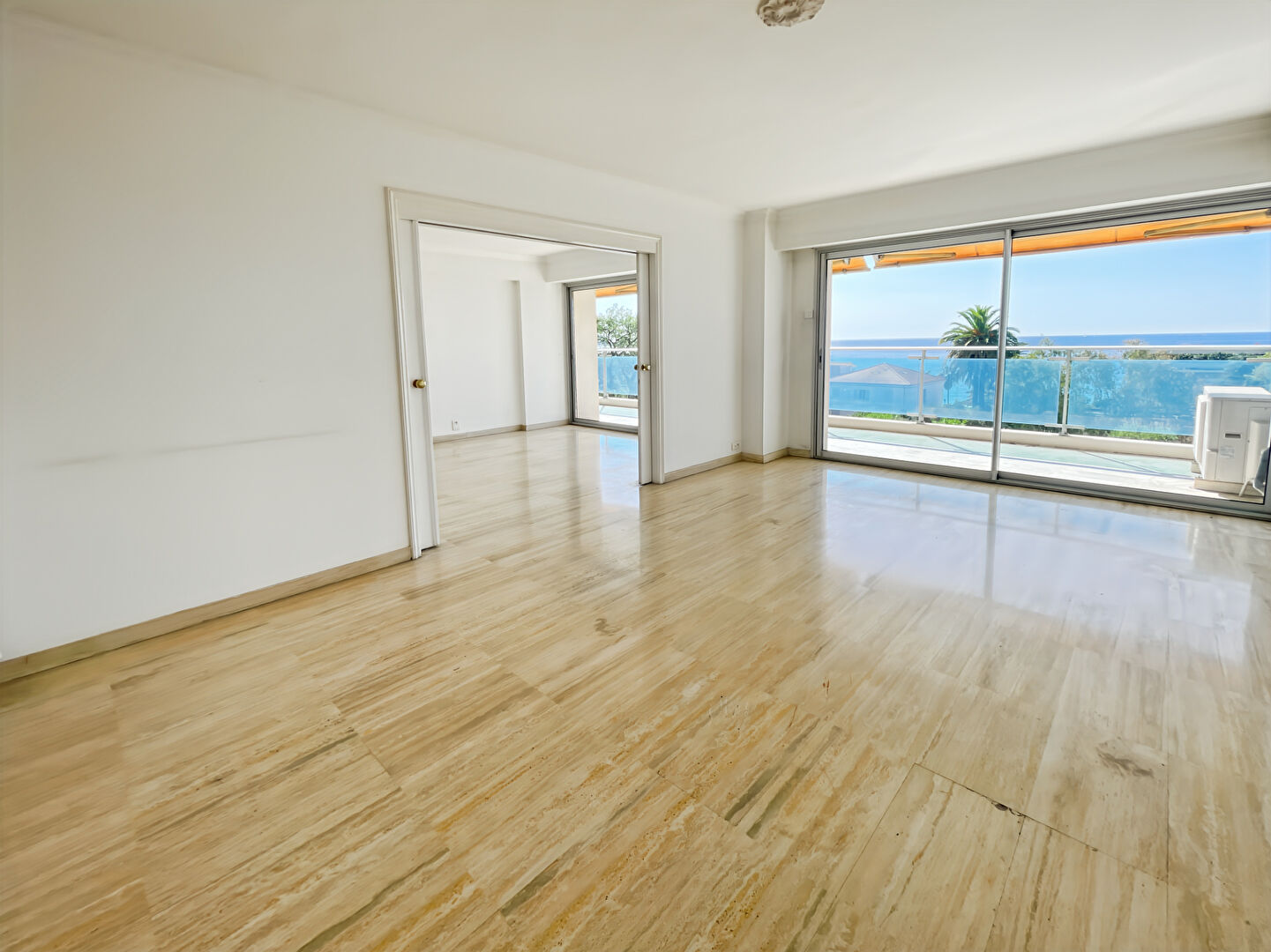 Appartement CANNES (06400) 4 pièces 114.30 m²
