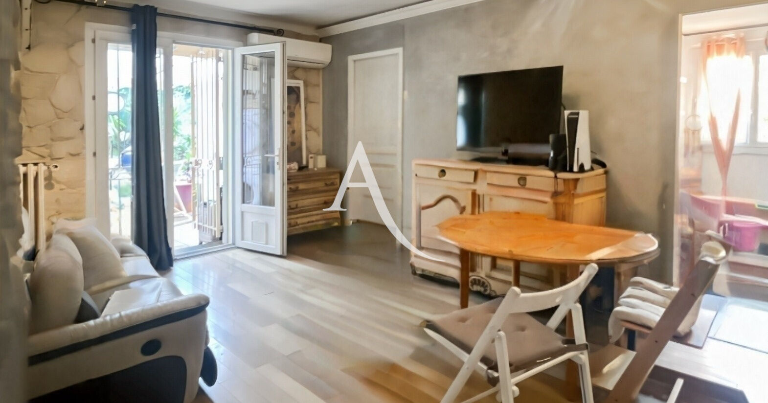 Appartement CANNES (06400) 4 pièces 59.85 m²