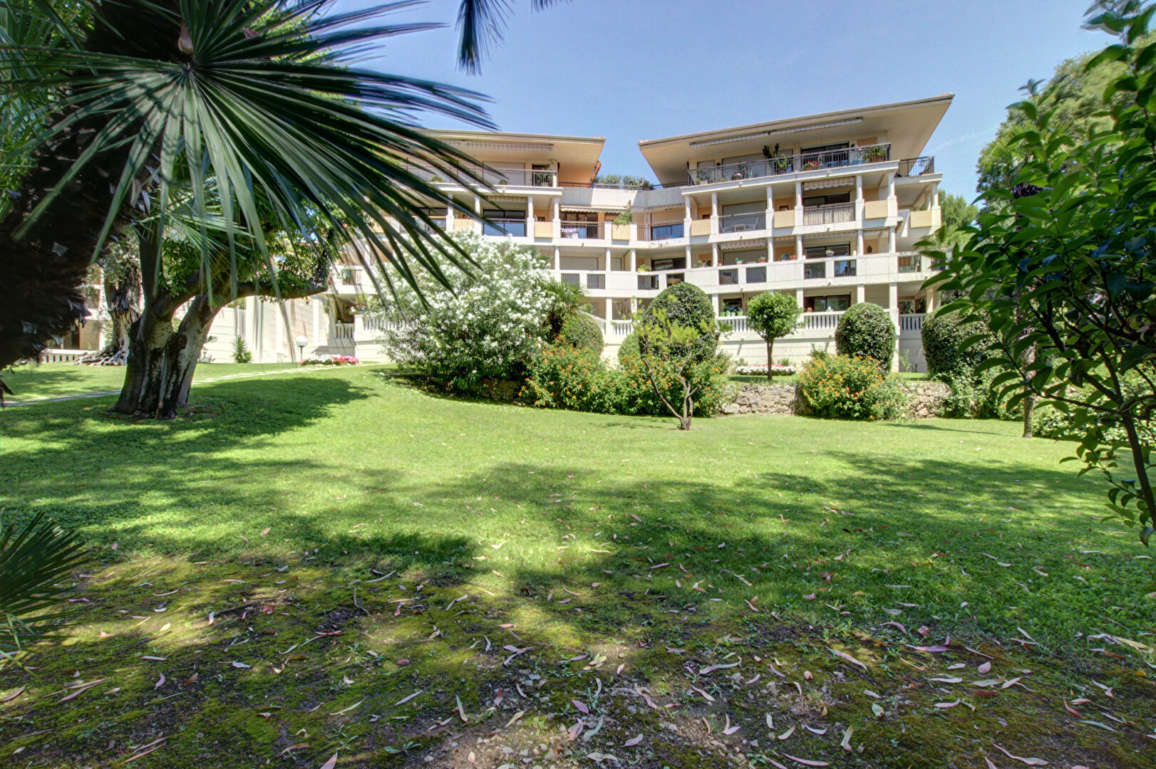 Appartement CANNES (06400) 3 pièces 67.00 m²