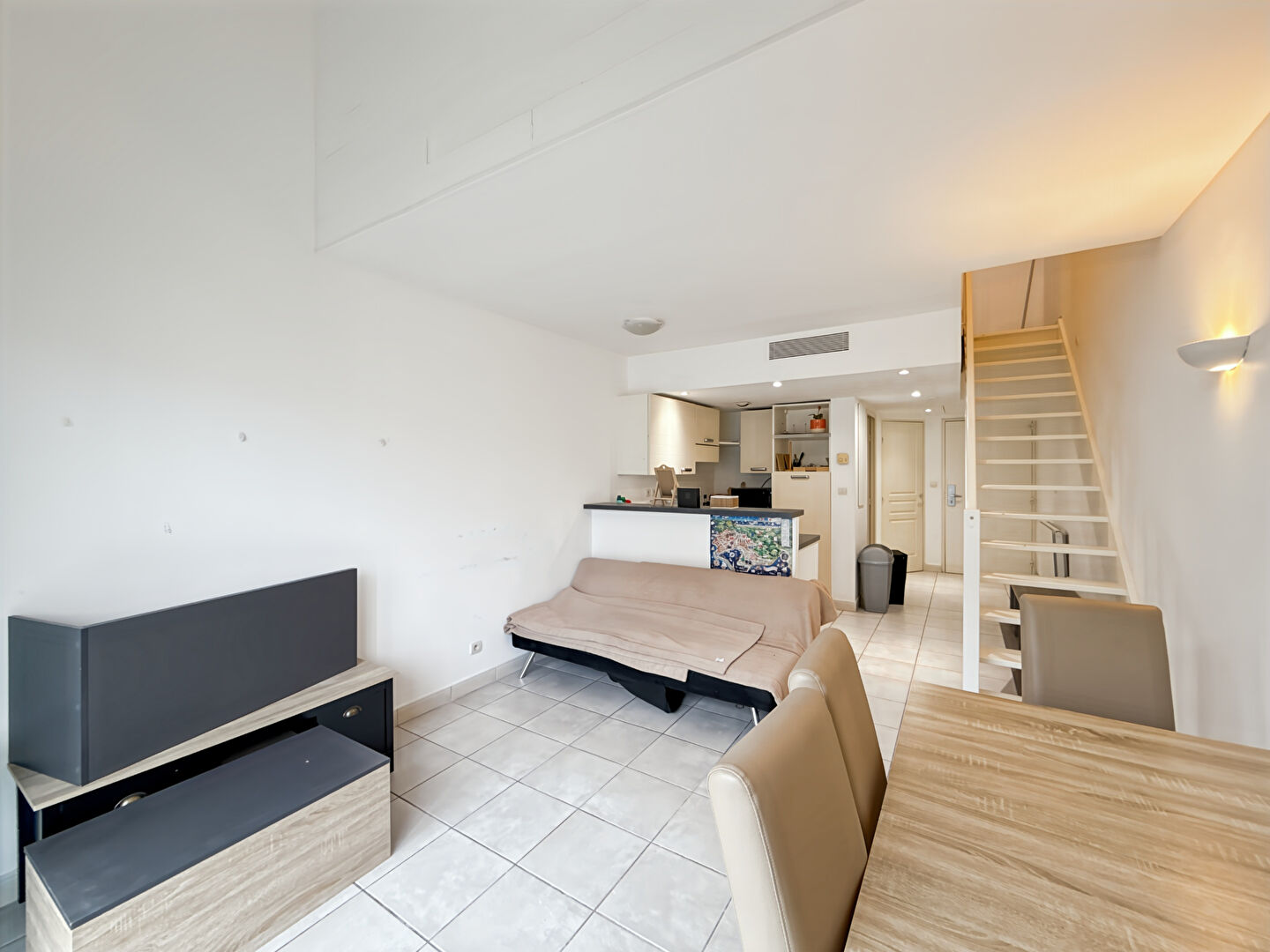 Appartement CANNES (06400) 3 pi&egrave;ces 53.67 m&sup2;