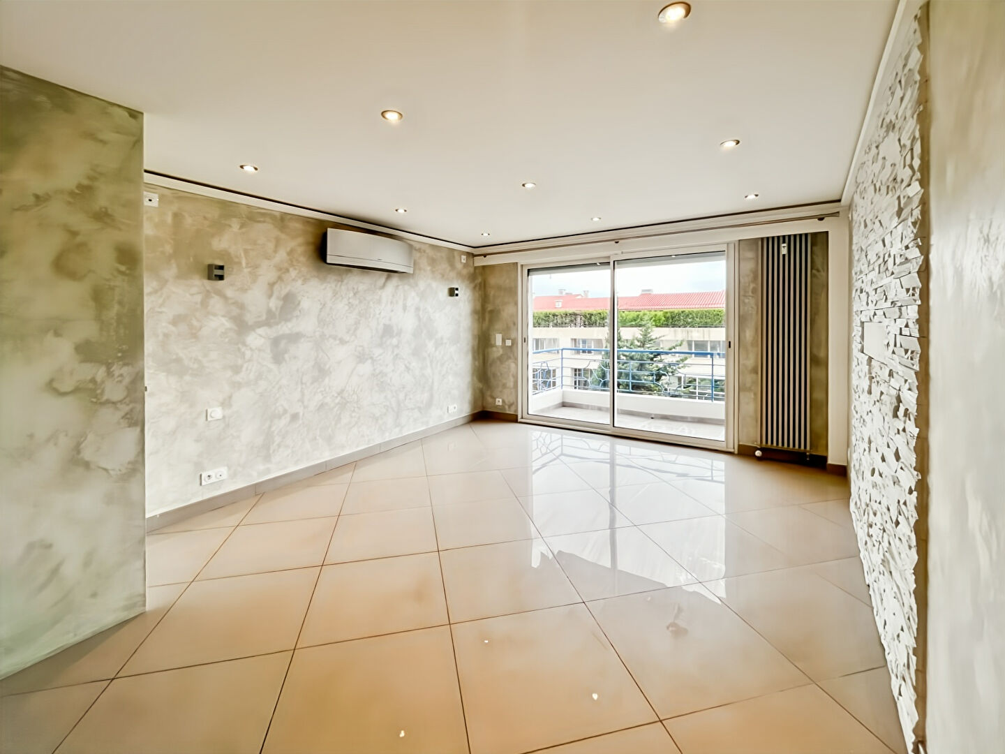 Appartement CANNES (06400) 3 pi&egrave;ces 59.14 m&sup2;