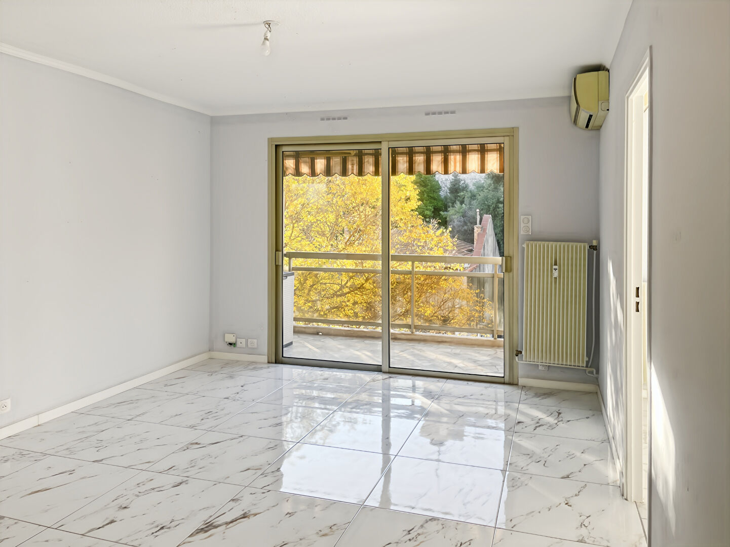 Appartement CANNES (06400) 2 pi&egrave;ces 36.89 m&sup2;