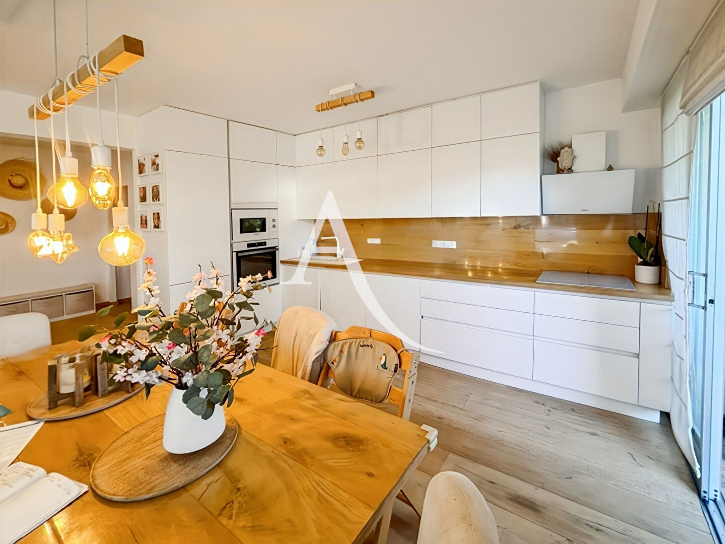 Appartement LE CANNET (06110) 4 pi&egrave;ces 98.04 m&sup2;