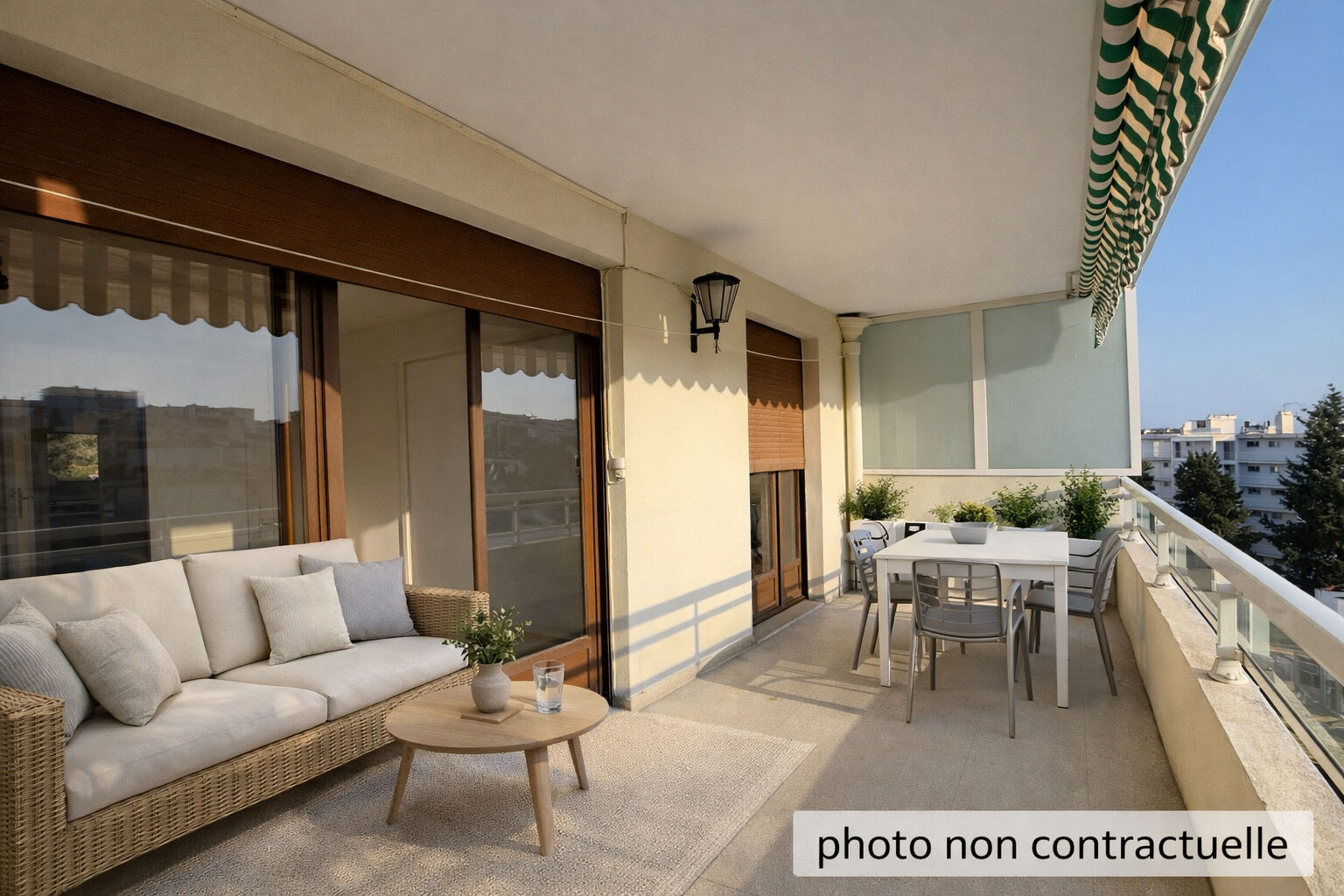 Appartement CANNES (06400) 3 pi&egrave;ces 64.00 m&sup2;