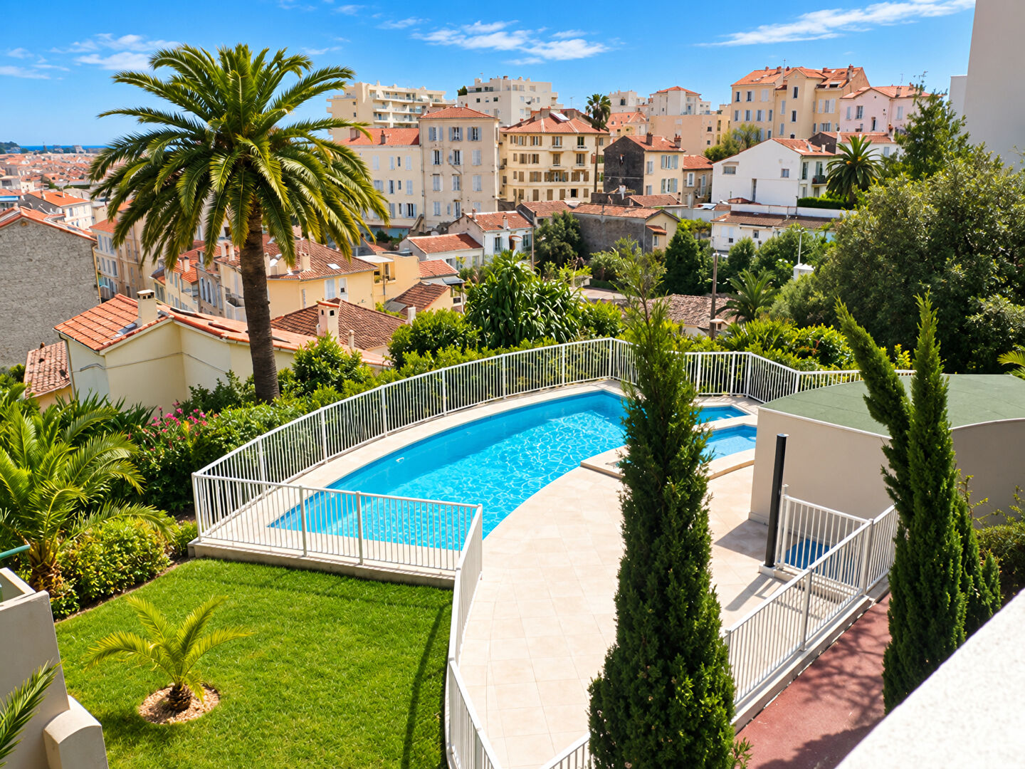 Appartement CANNES (06400) 5 pi&egrave;ces 125.12 m&sup2;