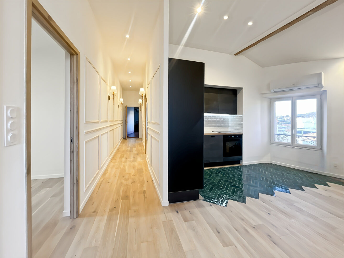 Appartement Cannes (06400) 3 pi&egrave;ces 65.00 m&sup2;