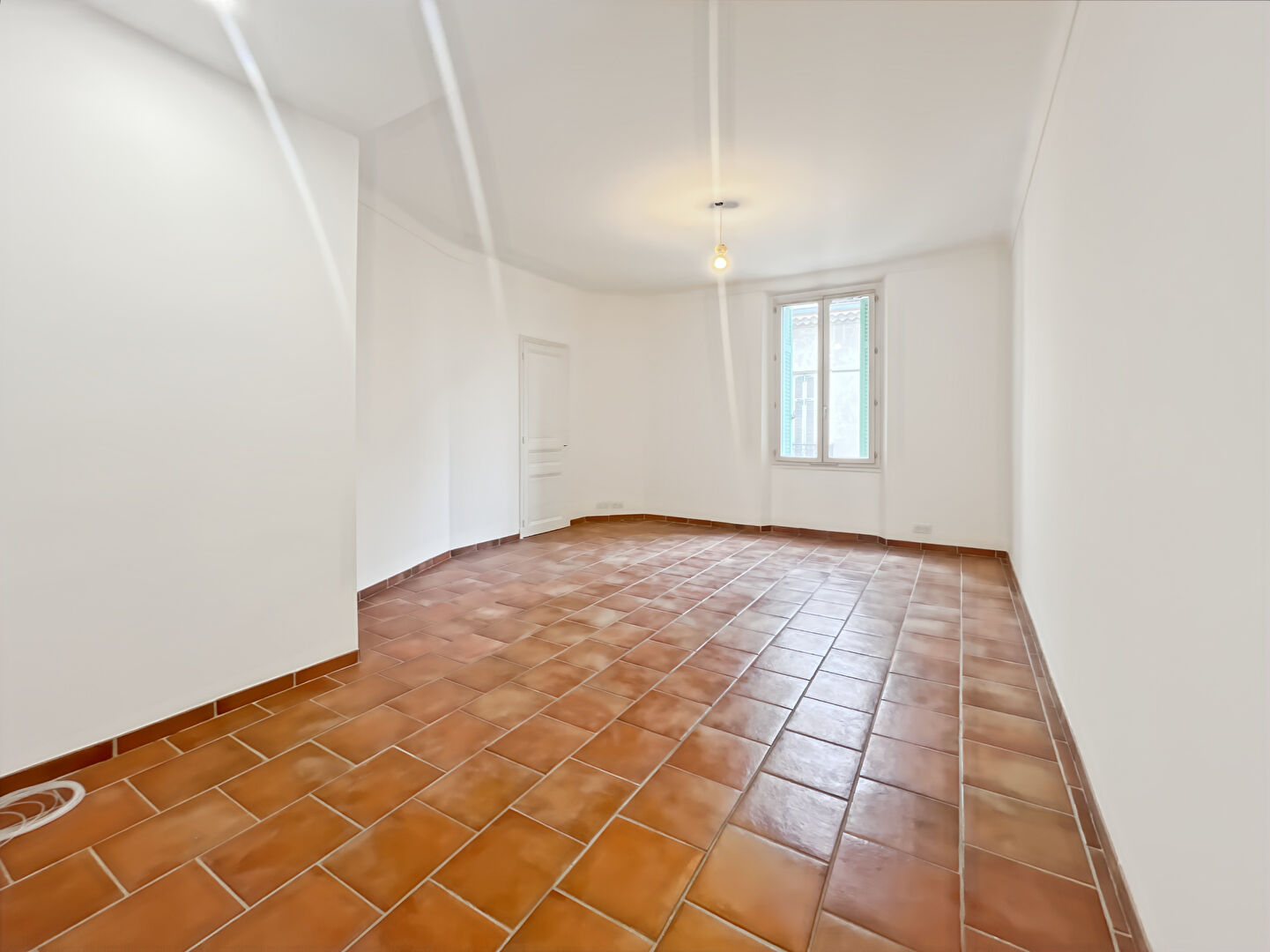 Appartement CANNES (06400) 2 pi&egrave;ces 48.22 m&sup2;