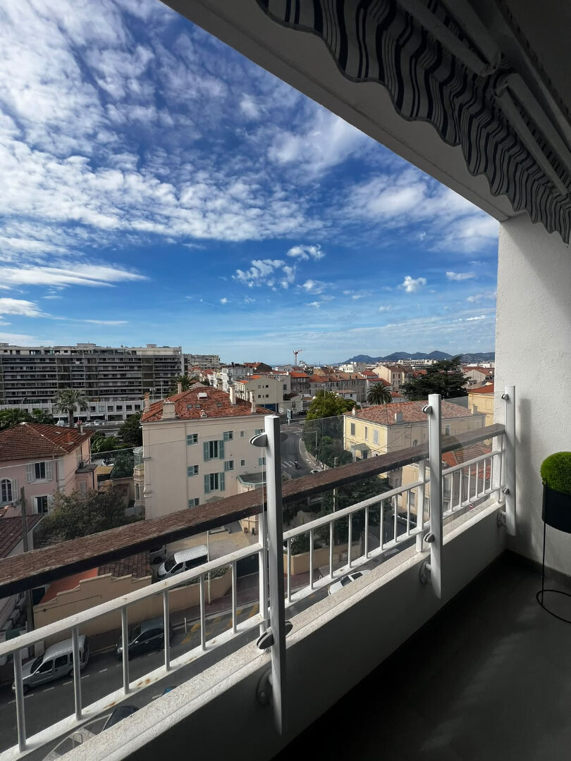 Appartement CANNES (06400) 2 pi&egrave;ces 35.00 m&sup2;