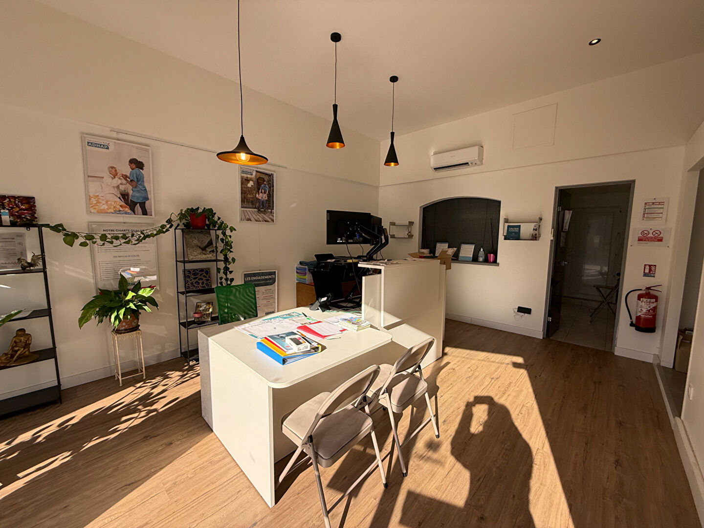 Local commercial CARCASSONNE (11000) 3 pièces 62.07 m²