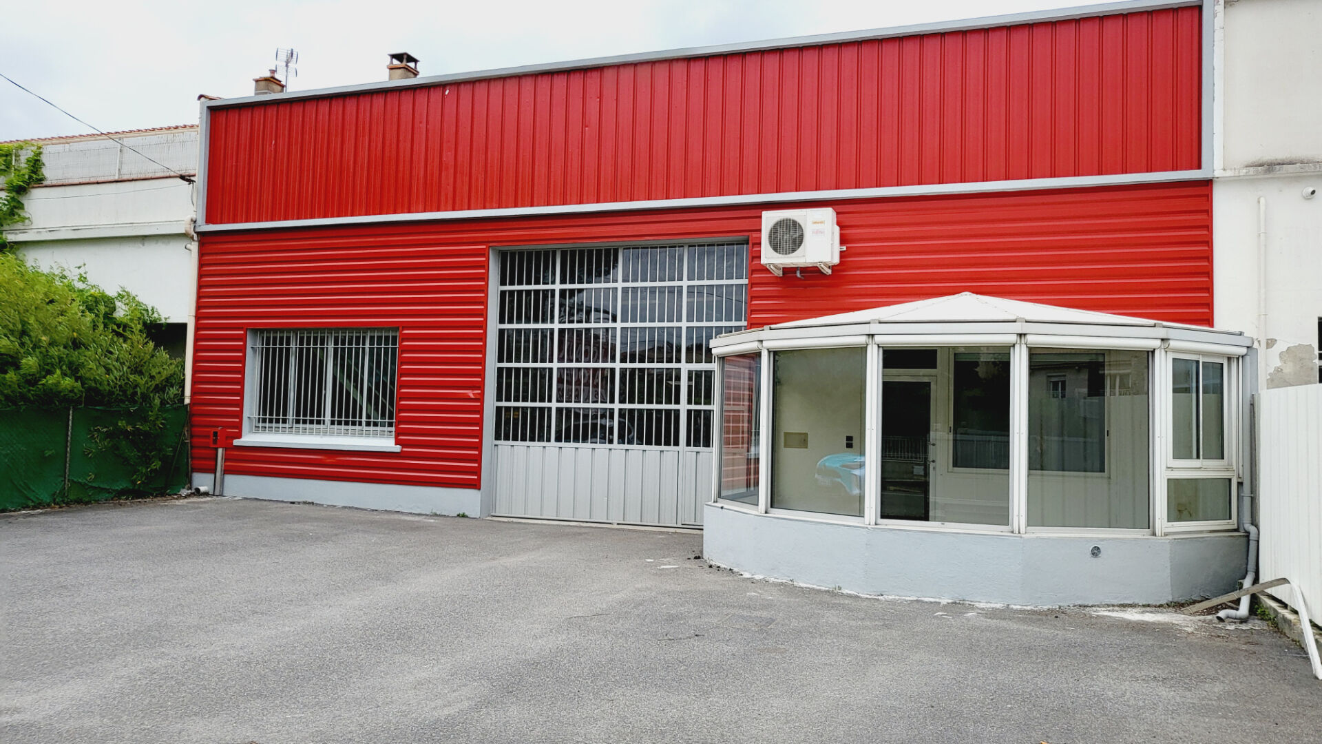 Local commercial CARCASSONNE (11000) 320.00 m&sup2;