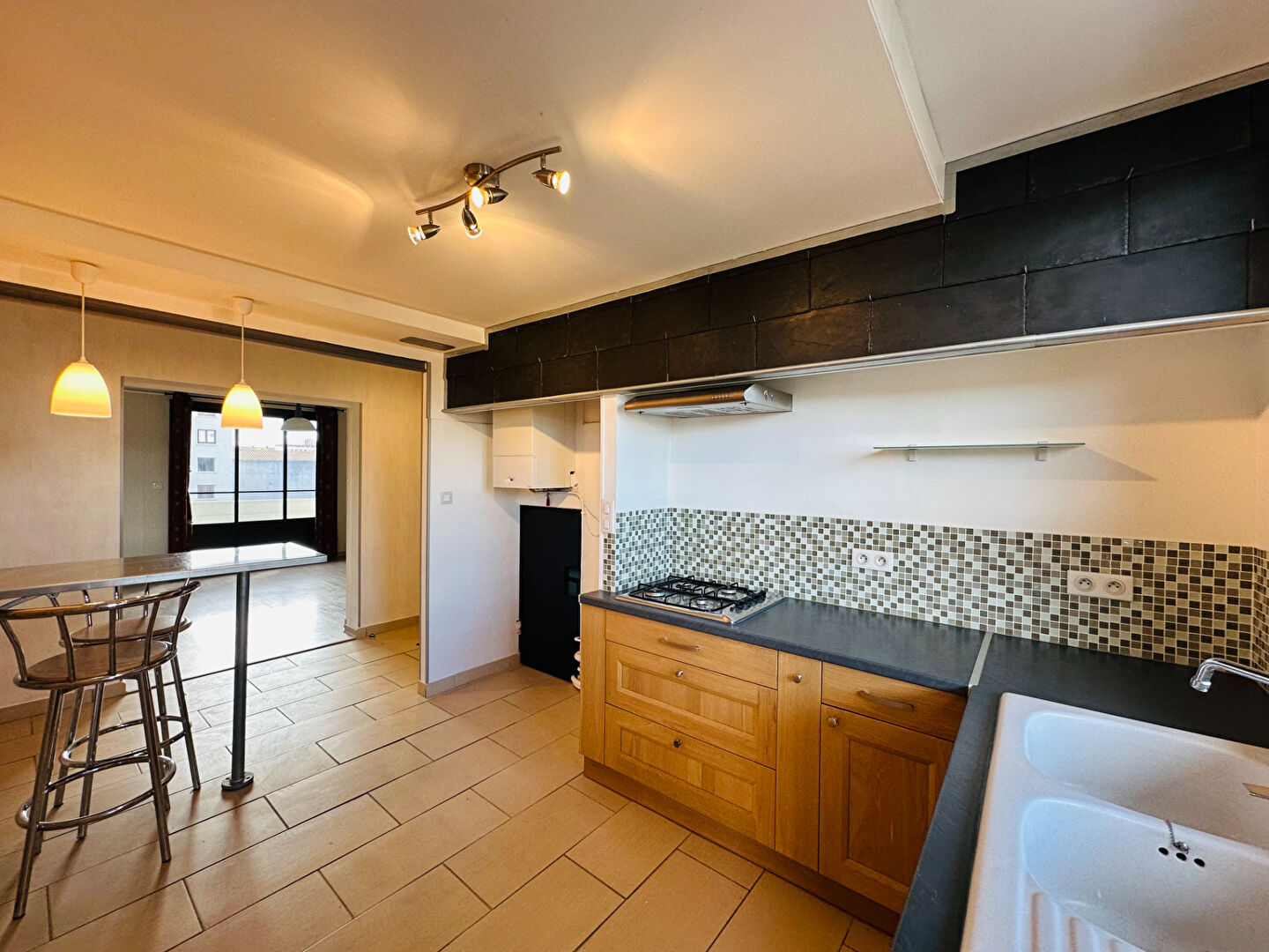 Appartement CARCASSONNE (11000) 3 pi&egrave;ces 75.04 m&sup2;