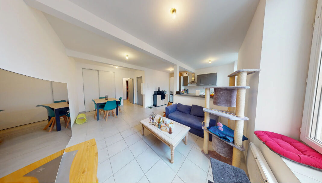Immeuble CARCASSONNE (11000) 9 pièces 200.00 m²
