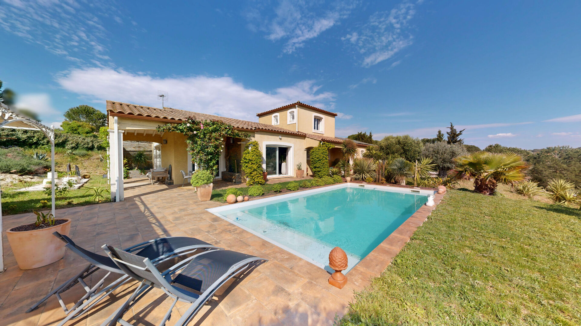 Maison CARCASSONNE (11000) 6 pi&egrave;ces 165.00 m&sup2;