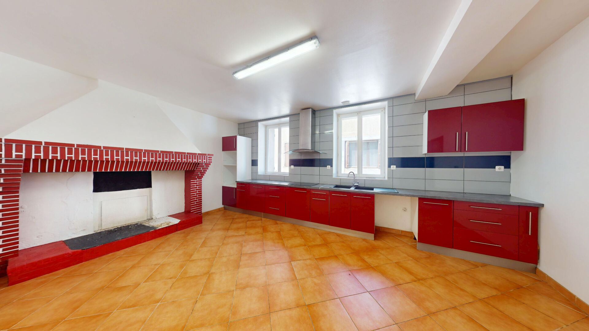 Maison AIGUES VIVES (11800) 6 pièces 156.00 m²
