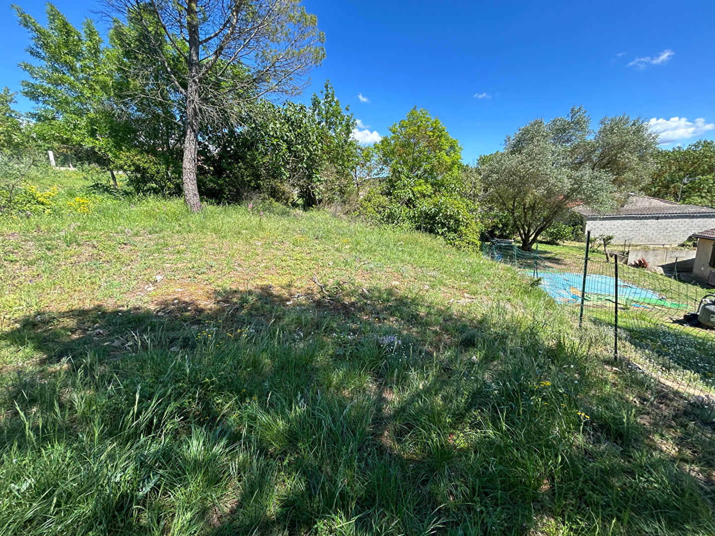 Terrain VILLEFLOURE (11570) 1823.00 m²