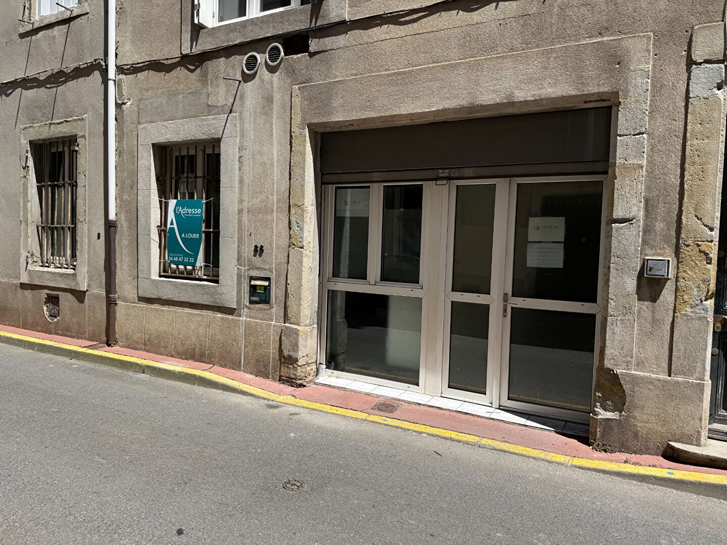 Bureaux CARCASSONNE (11000) 4 pièces 90.00 m²