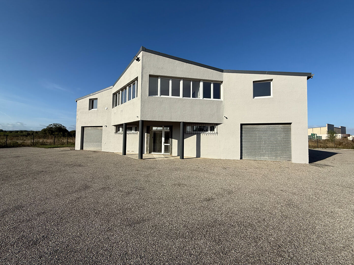 Bureaux VILLESEQUELANDE (11170) 98.00 m²