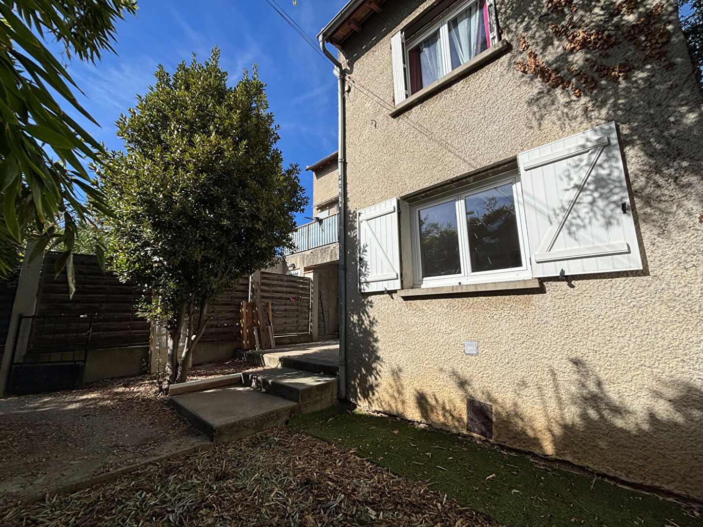 Immeuble CARCASSONNE (11000) 8 pi&egrave;ces 150.00 m&sup2;