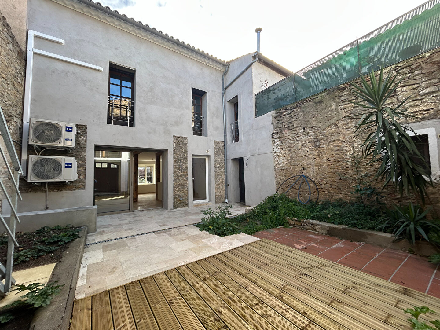 Maison CARCASSONNE (11000) 5 pièces 164.00 m²