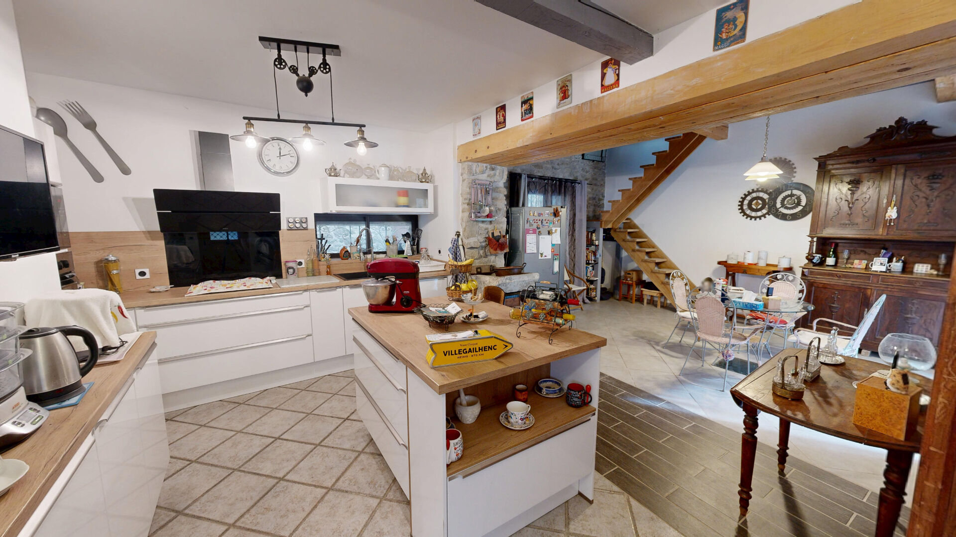 Maison VILLEGAILHENC (11600) 8 pi&egrave;ces 191.00 m&sup2;