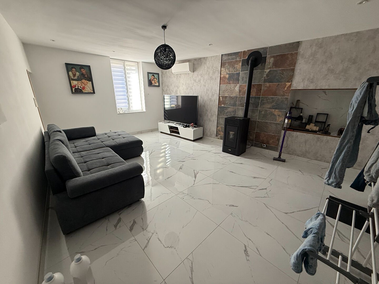 Maison SALSIGNE (11600) 7 pi&egrave;ces 199.00 m&sup2;