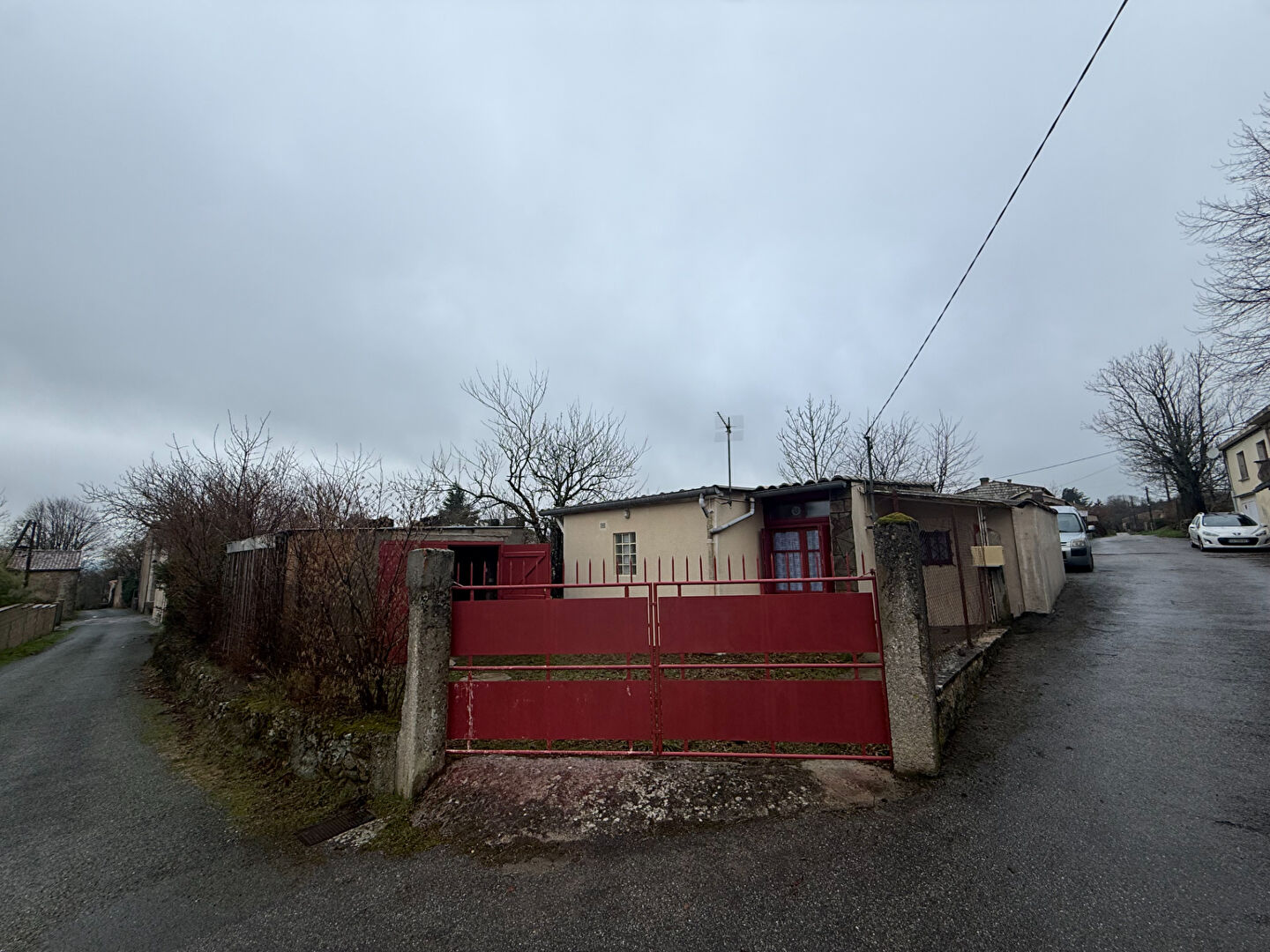 Maison SAINT DENIS (11310) 2 pi&egrave;ces 40.00 m&sup2;