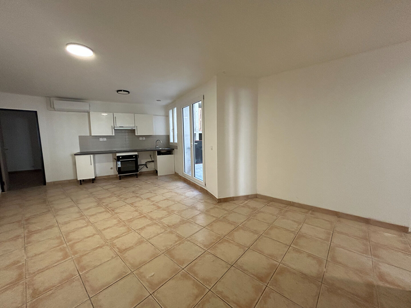 Appartement CARCASSONNE (11000) 3 pi&egrave;ces 56.00 m&sup2;