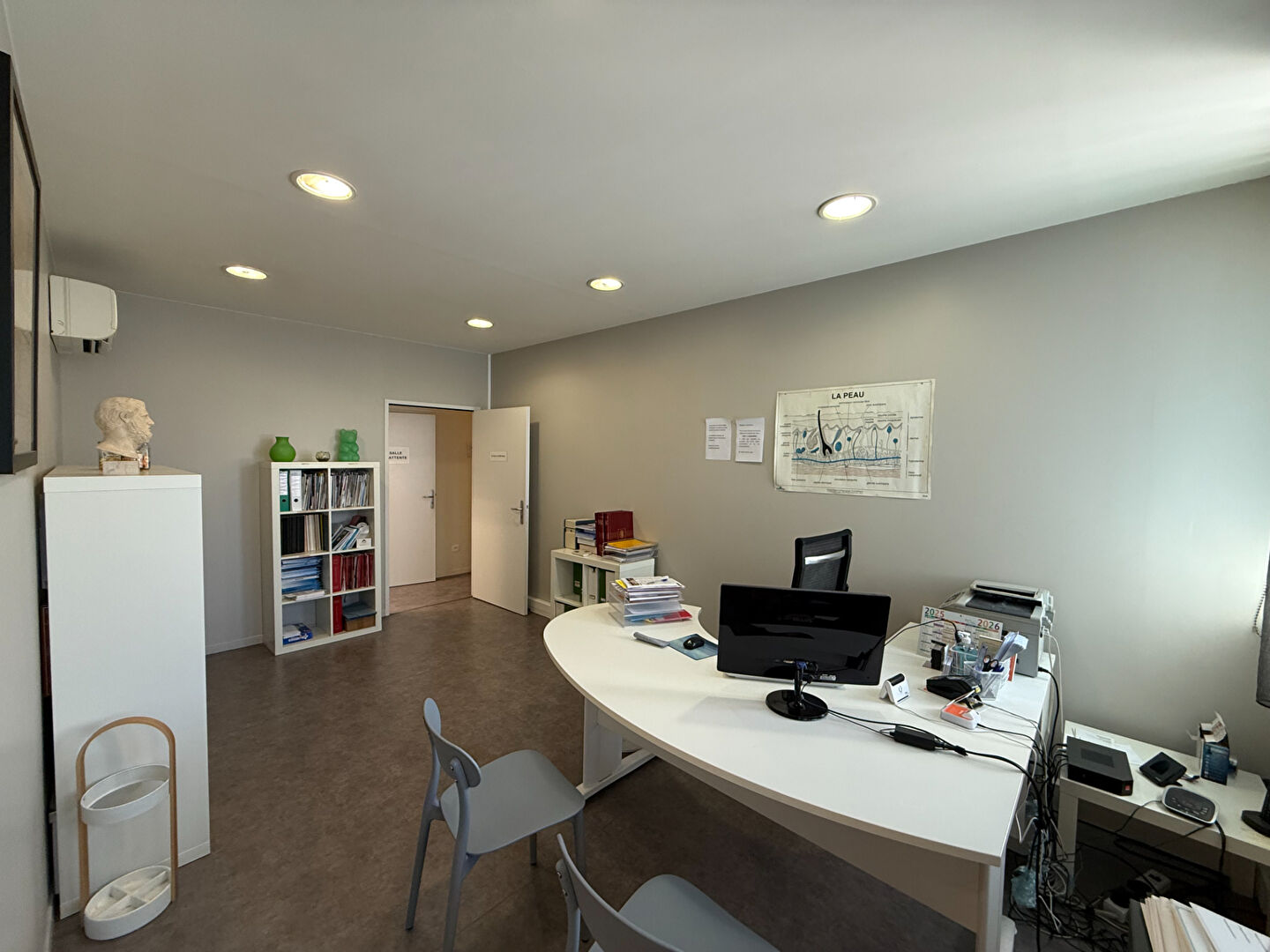 Bureaux CARCASSONNE (11000) 4 pi&egrave;ces 87.26 m&sup2;