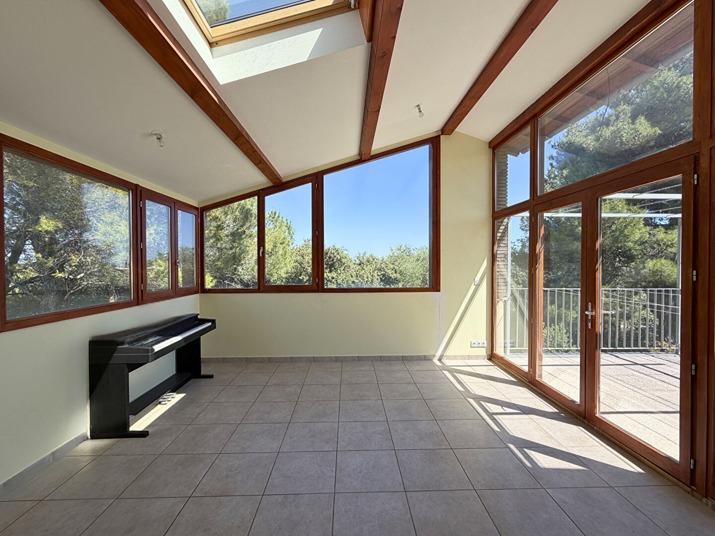 Maison COMBAILLAUX (34980) 7 pi&egrave;ces 211.00 m&sup2;