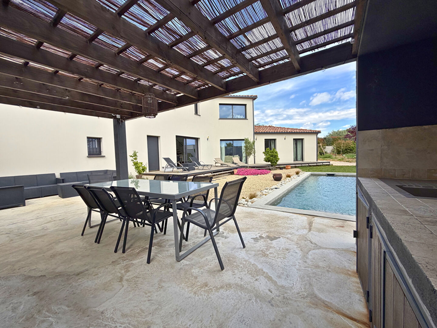 Villa COMBAILLAUX (34980) 6 pi&egrave;ces 202.00 m&sup2;