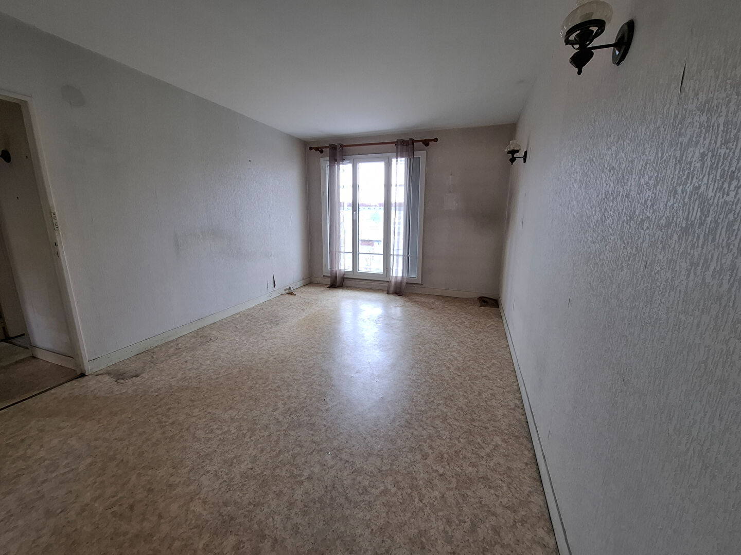 Appartement LIMEIL BREVANNES (94450) 2 pi&egrave;ces 42.00 m&sup2;