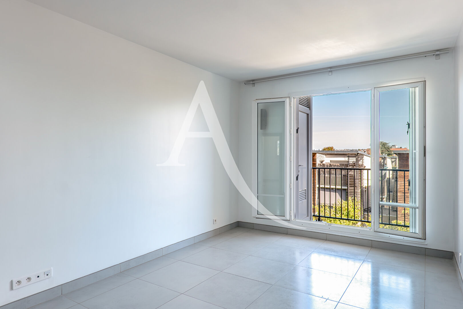 Appartement LIMEIL BREVANNES (94450) 2 pi&egrave;ces 44.00 m&sup2;