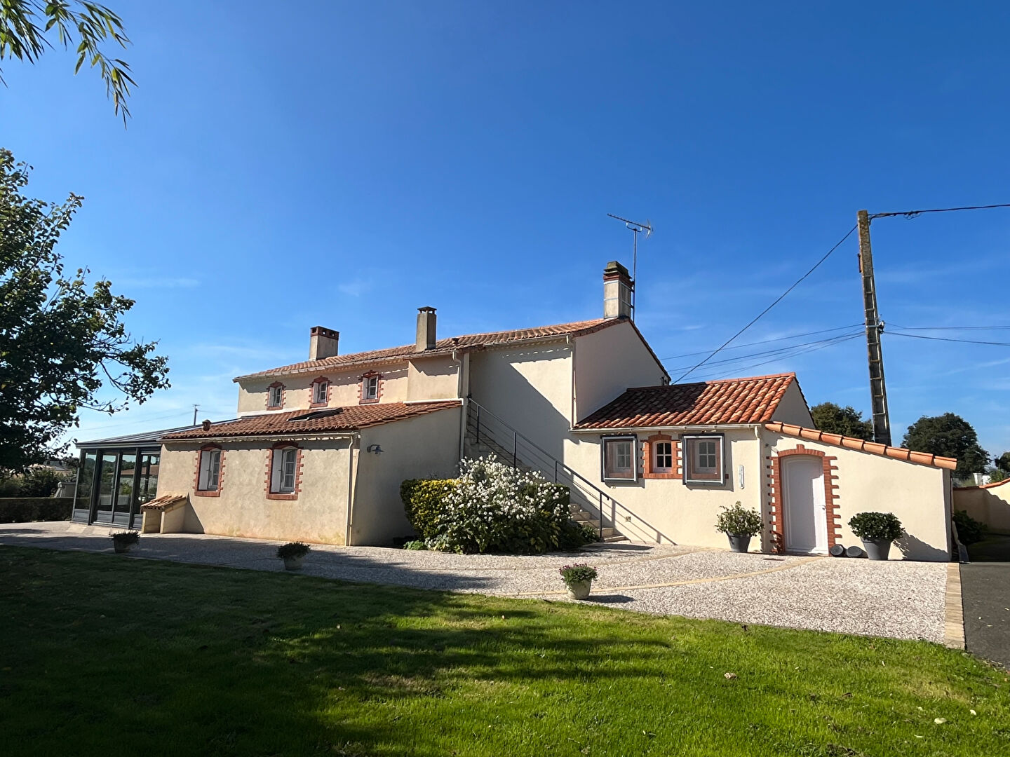 Maison MOUTIERS LES MAUXFAITS (85540) 8 pièces 198.00 m²