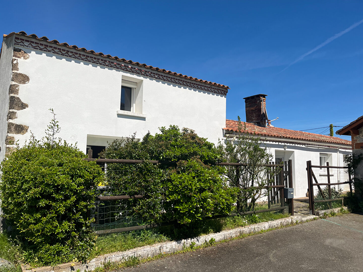 Maison SAINT AVAUGOURD DES LANDES (85540) 7 pièces 122.00 m²