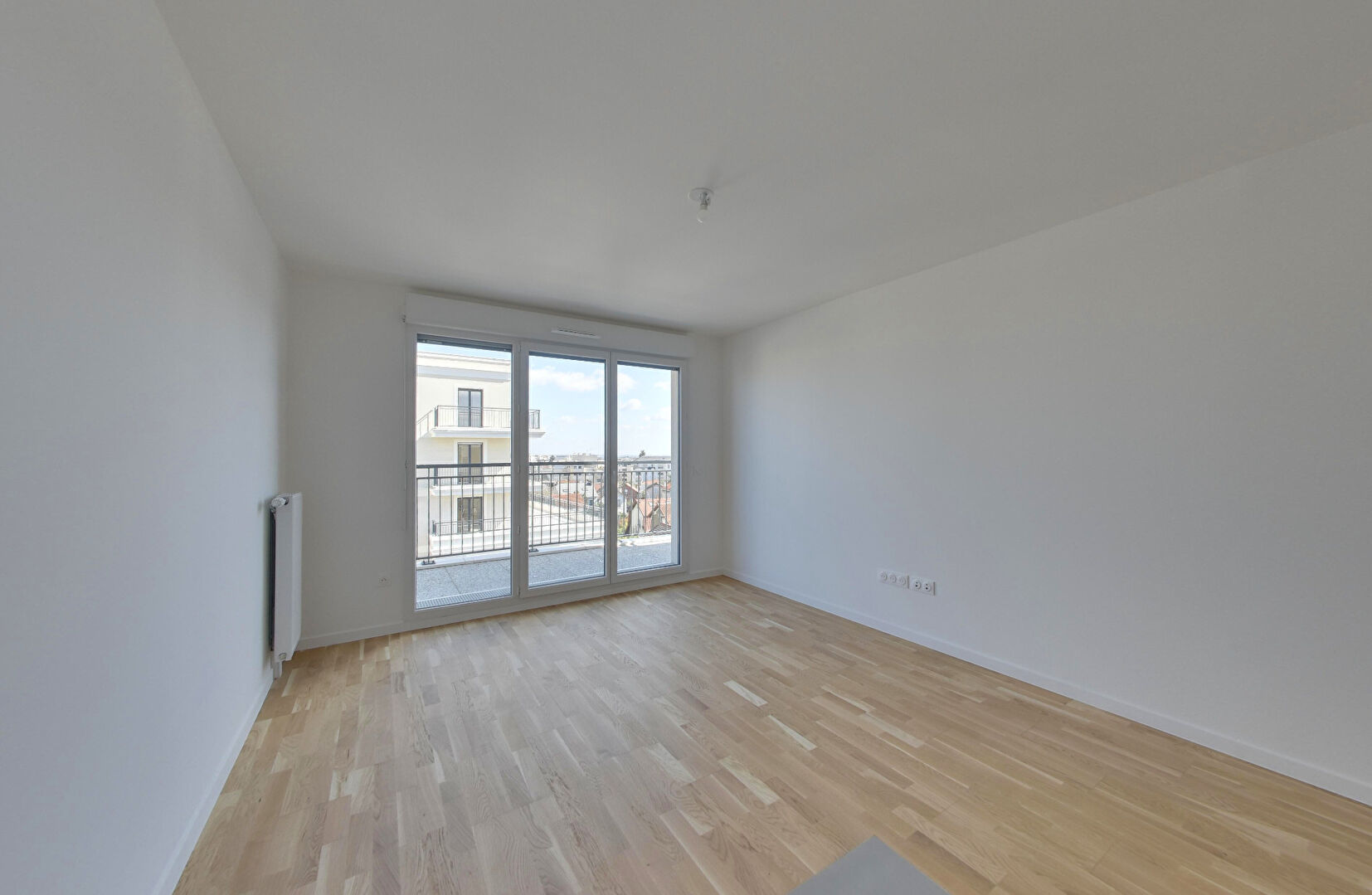 à 9 km de Le Pré-Saint-Gervais 1 093 € / mois cc Appartement 2 pièces , 1 chambre 43.42 m² Avec balcon Voir le bien