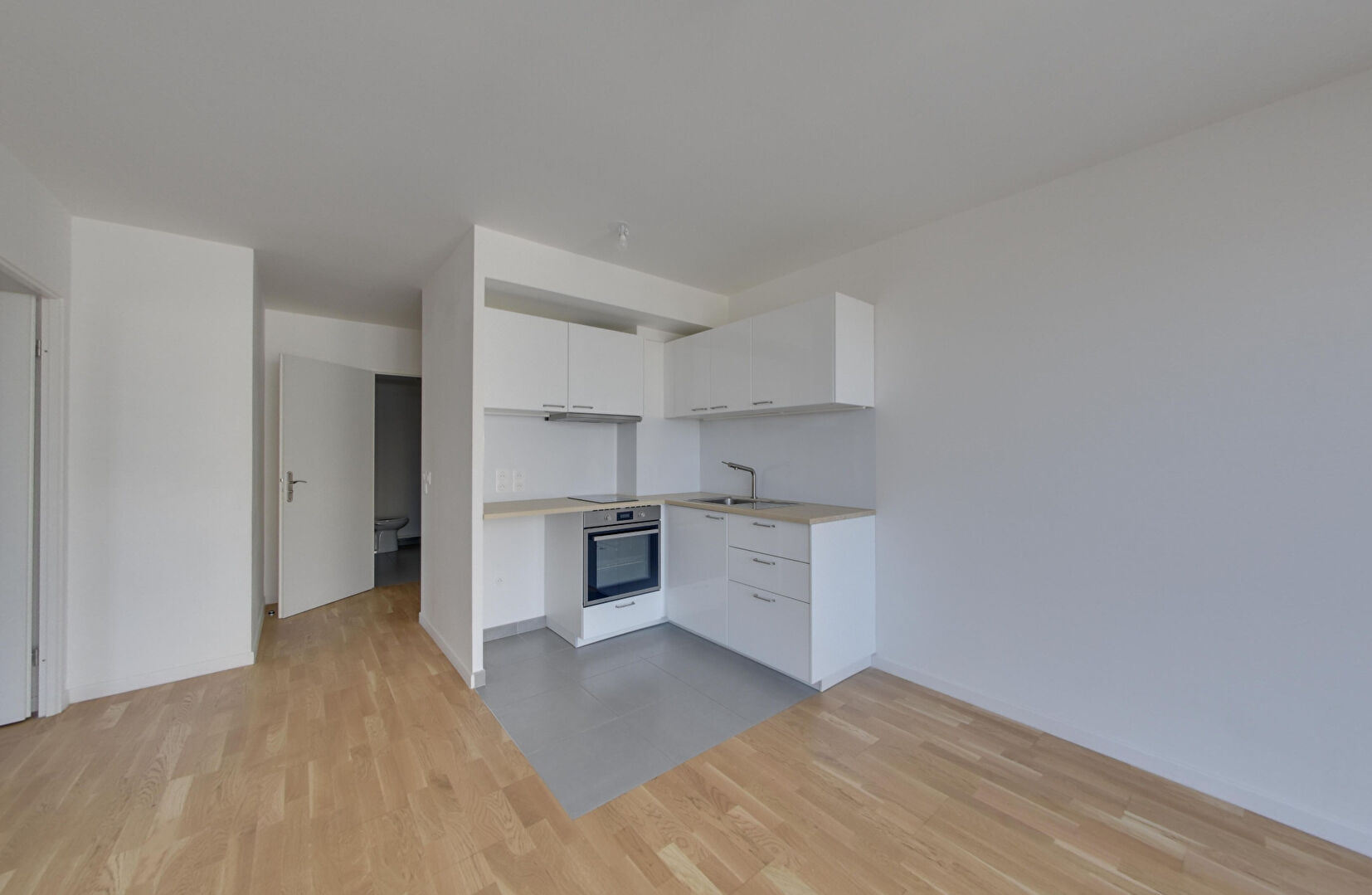 Le Perreux-sur-Marne (94) 1 093 € / mois cc Appartement 2 pièces , 1 chambre 43.42 m² Avec balcon Voir le bien