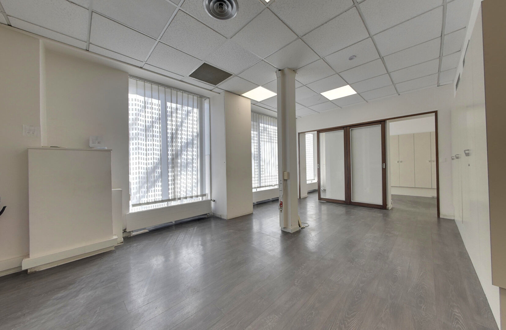 Local commercial BAGNOLET (93170) 160.25 m²